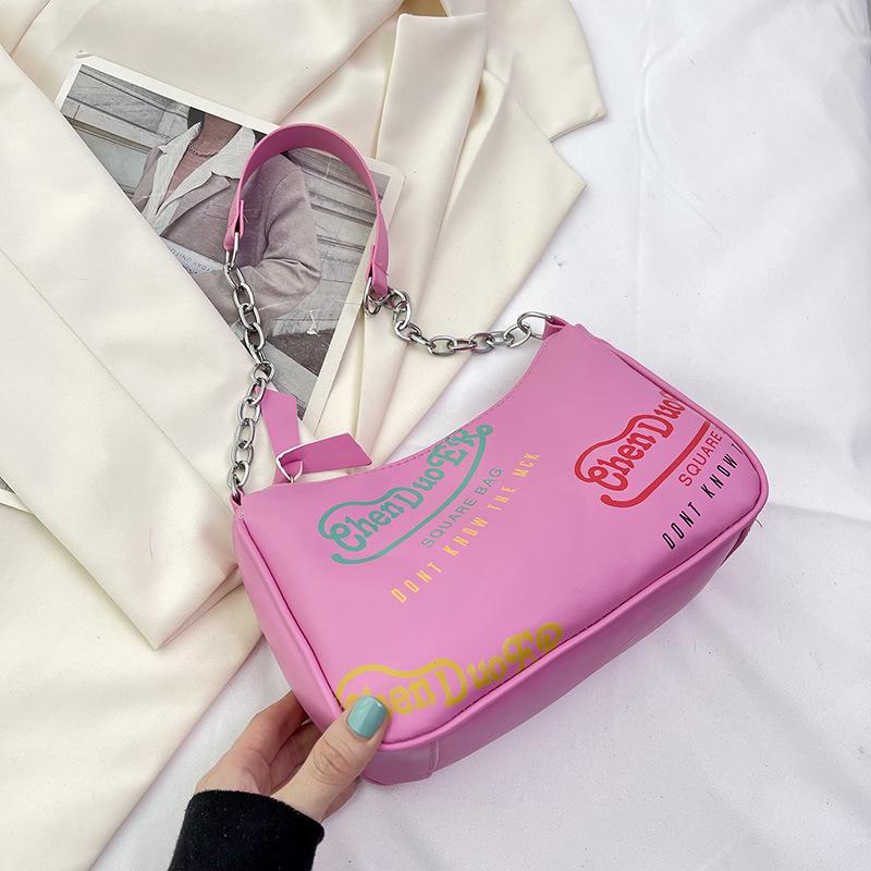 2023 Autumn Korean Style Girlish Heart Shoulder Bag: Niche Baguette Chain Design