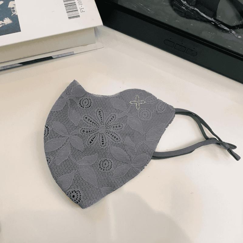 

Lace Sun Protection Mask Elegant Summer Outdoor Lightweight Breathable 3D Face Mask Unisex Daily Accessory темно-сірий