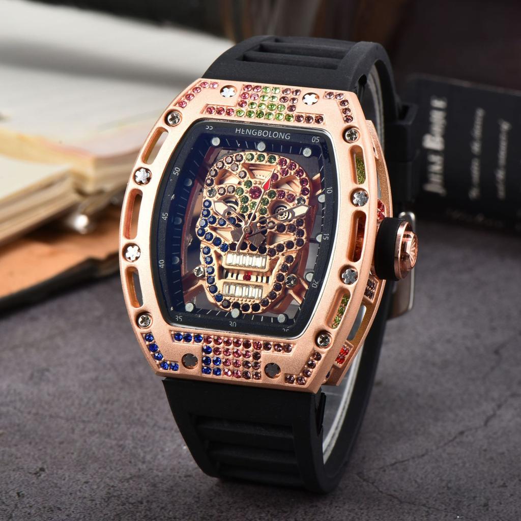 New Colored Diamond Skull Quartz Watch Spot Wholesale Fashion Business Diamond-encrusted Silicone Watch Men