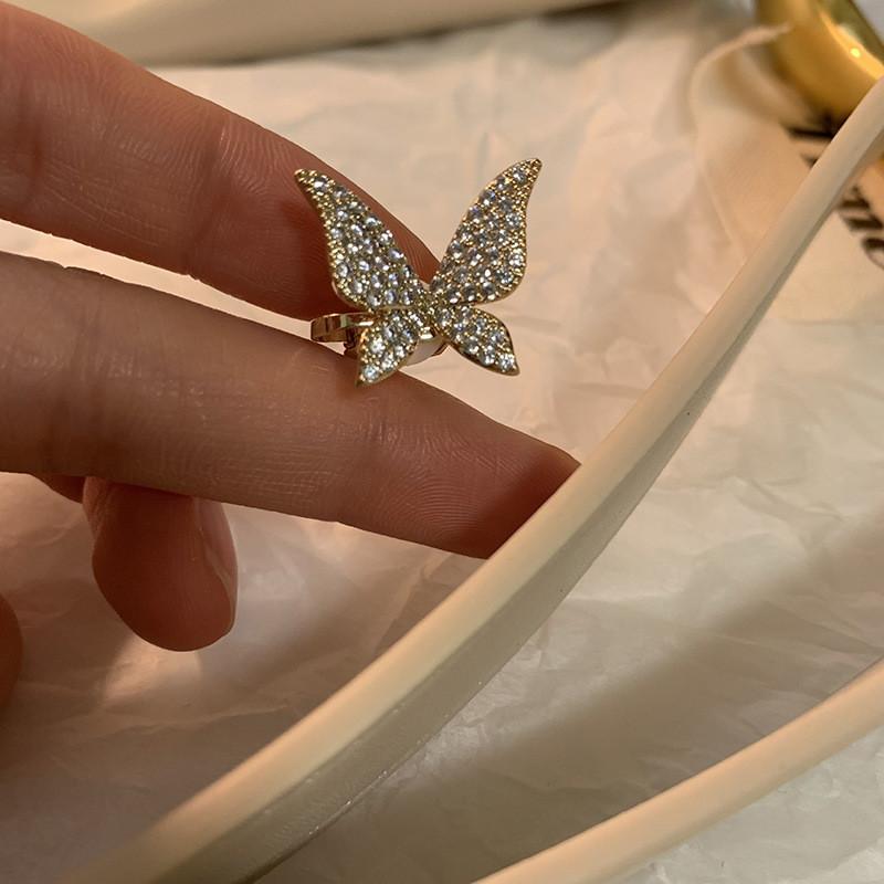 Fahion Women'S Earrings Ear Cuff Fine Sweet Butterfly Snowflake Ear Bones Clip For Women Bijoux Jewelry Ear Clip