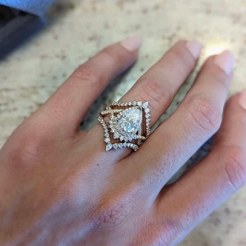 Huitan Gorgeous Pear Cubic Zirconia Set Rings for Women New Fashion Wedding Accessories Temperament Female Jewelry Drop Shipping