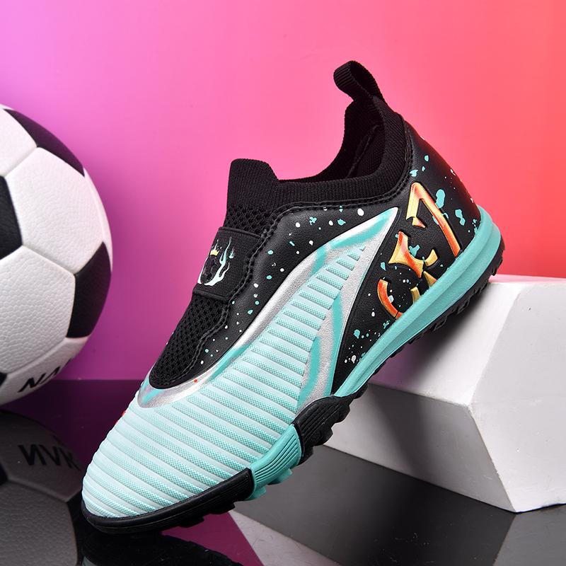 Student Professional men's soccer shoes with TF broken nails, wear-resistant and anti slip, providing super strong grip