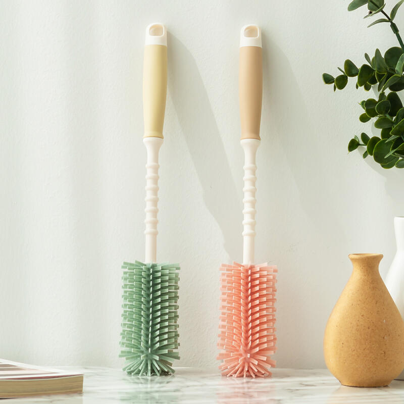 Domestically produced silicone platinum wash bottle cleaning brush