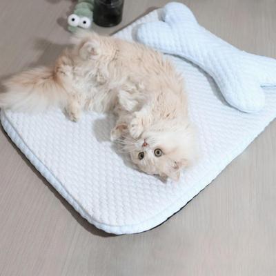 Cooling Bed For Cats Cooling Pet Mat Wear-Resistant Dog Chill Pad Cat Sleeping Rest Supplies For Floor Sofa Nest Living Room Or