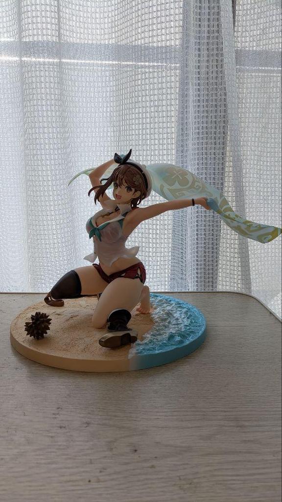 [USED] Phat Company Liza 2 Figure