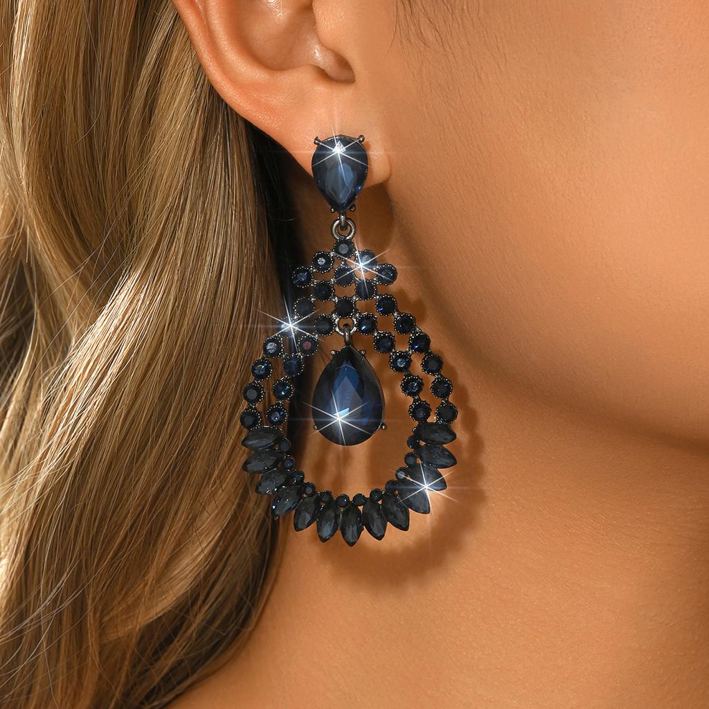Korean version simple and elegant super sparkling naked diamond droplet shaped multi-color earrings ear accessories