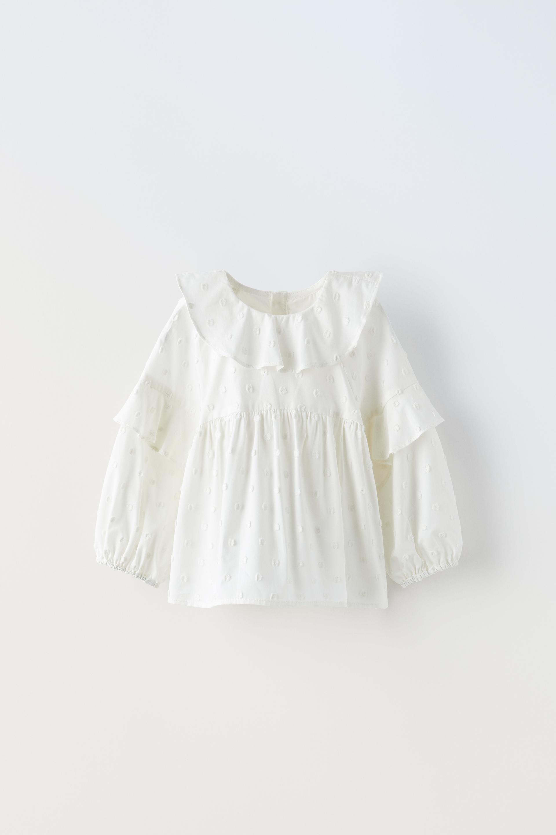 

БЛУЗКА В ТОЧКУ С ОБОРКАМИ