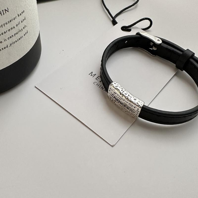 

Letter Black Rope Strap Bracelet 925 Sterling Silver Handmade Black Leather Rope Bracelet Retro Hong Kong Style Personalized Sweet And Cool Jewelry 925 silver