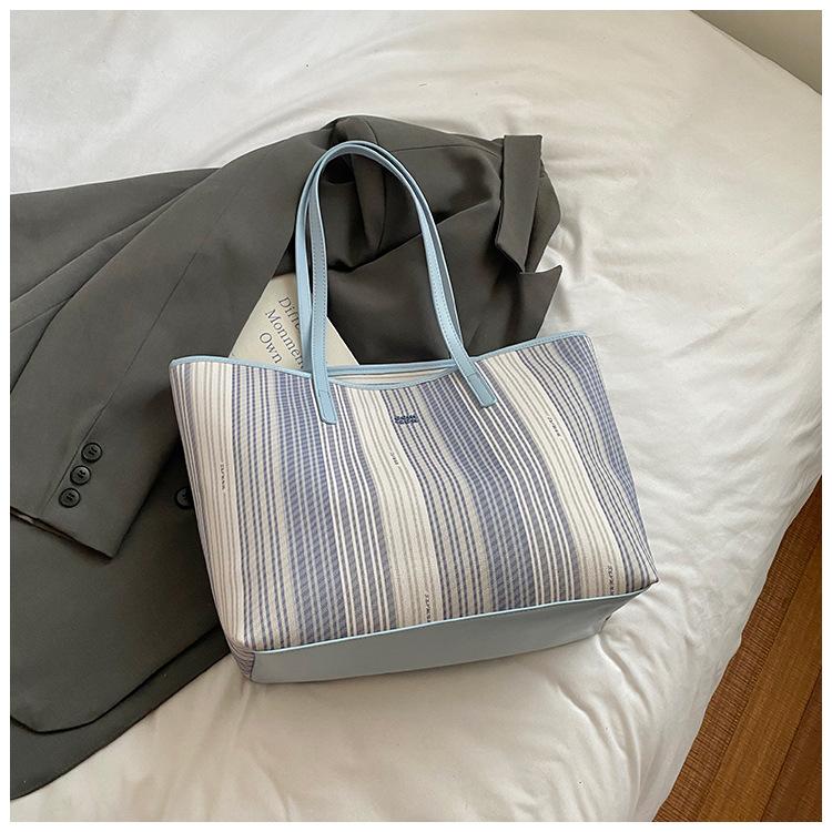 Handheld Women's Bag New Tote Bag Women's Bag Women's Summer Large-capacity Bag Women's 2025 Commuting Shoulder Out Armpit Bag