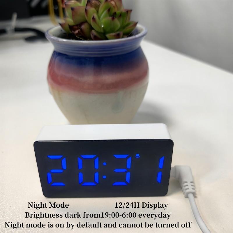 7*4cm Digital Alarm Clock TEMP Date 3 Alarms Power-off Memory Table Clock USB Powered Always On 12/24H Night Mode LED Clock