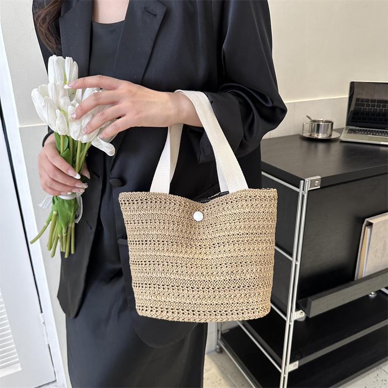 Straw Woven Large Capacity Temperament Handbag New Summer Fashion Casual Bag Popular One-shoulder Bucket Bag