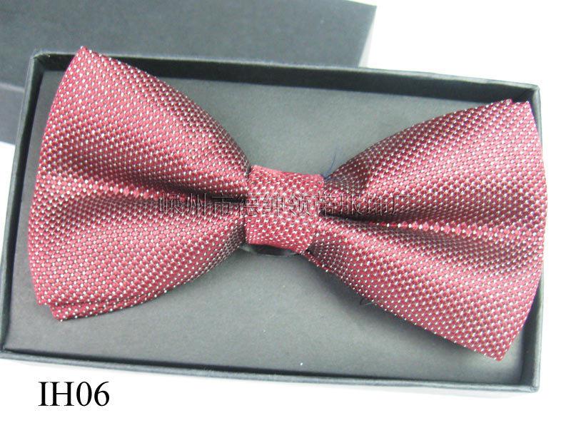 Men's Silver Thread Jacquard Bow Tie In 15 Styles - Polyester, Solid Color, Casual