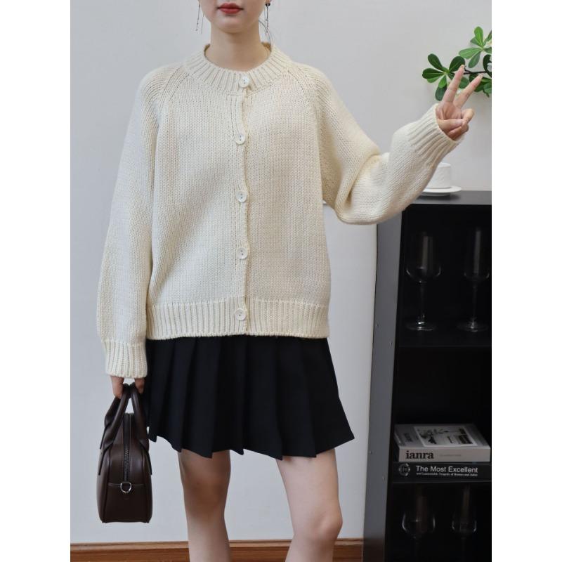 Autumn and winter new round neck loose lazy wind knitted cardigan solid color retro sweater jacket women