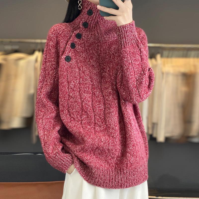 Mengyi 25 Autumn/Winter Women's High Neck Yarn-Dyed Wool Sweater with Side Buttons and Cable Knit Design.