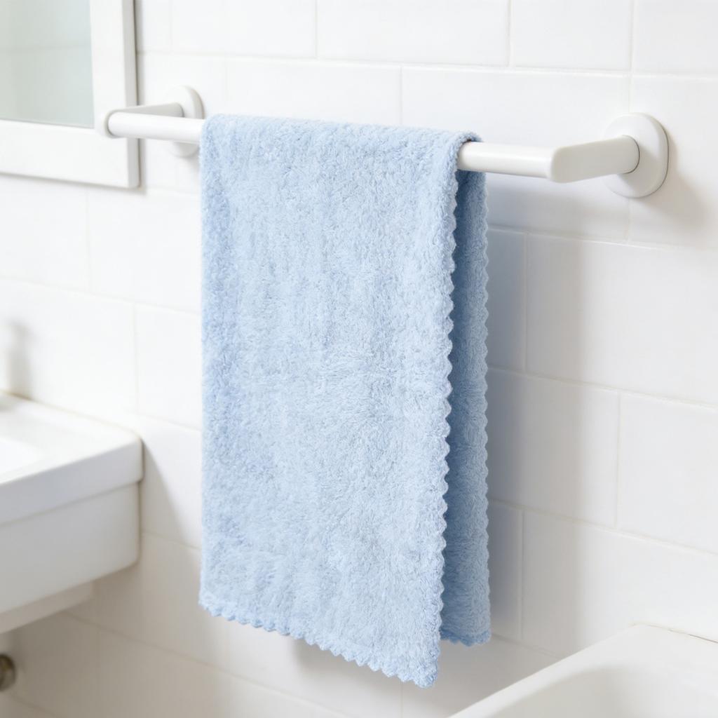 Soft Plush Feel Coral Fleece Towel Excellent Absorbency