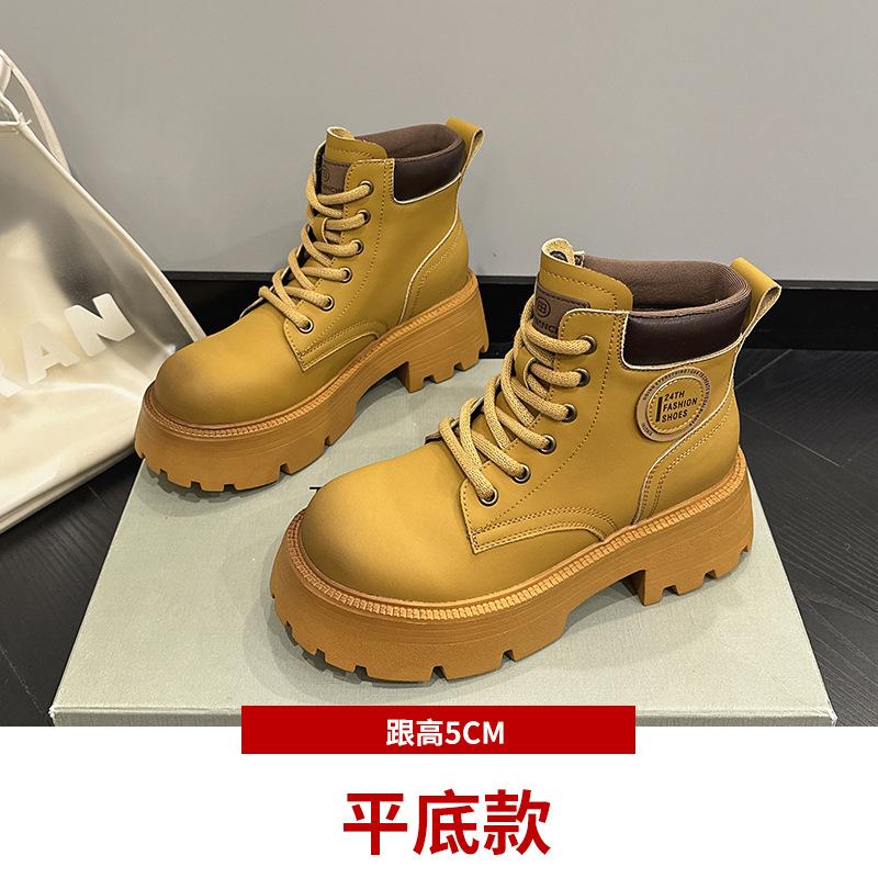 

Cowhide Martin boots women s 2025 early autumn new British style matte women s short boots versatile niche retro locomotive boots 34