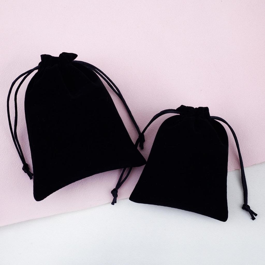 Velvet Drawstring Bag for Jewelry, Earphones, Coins, and Cosmetics Storage