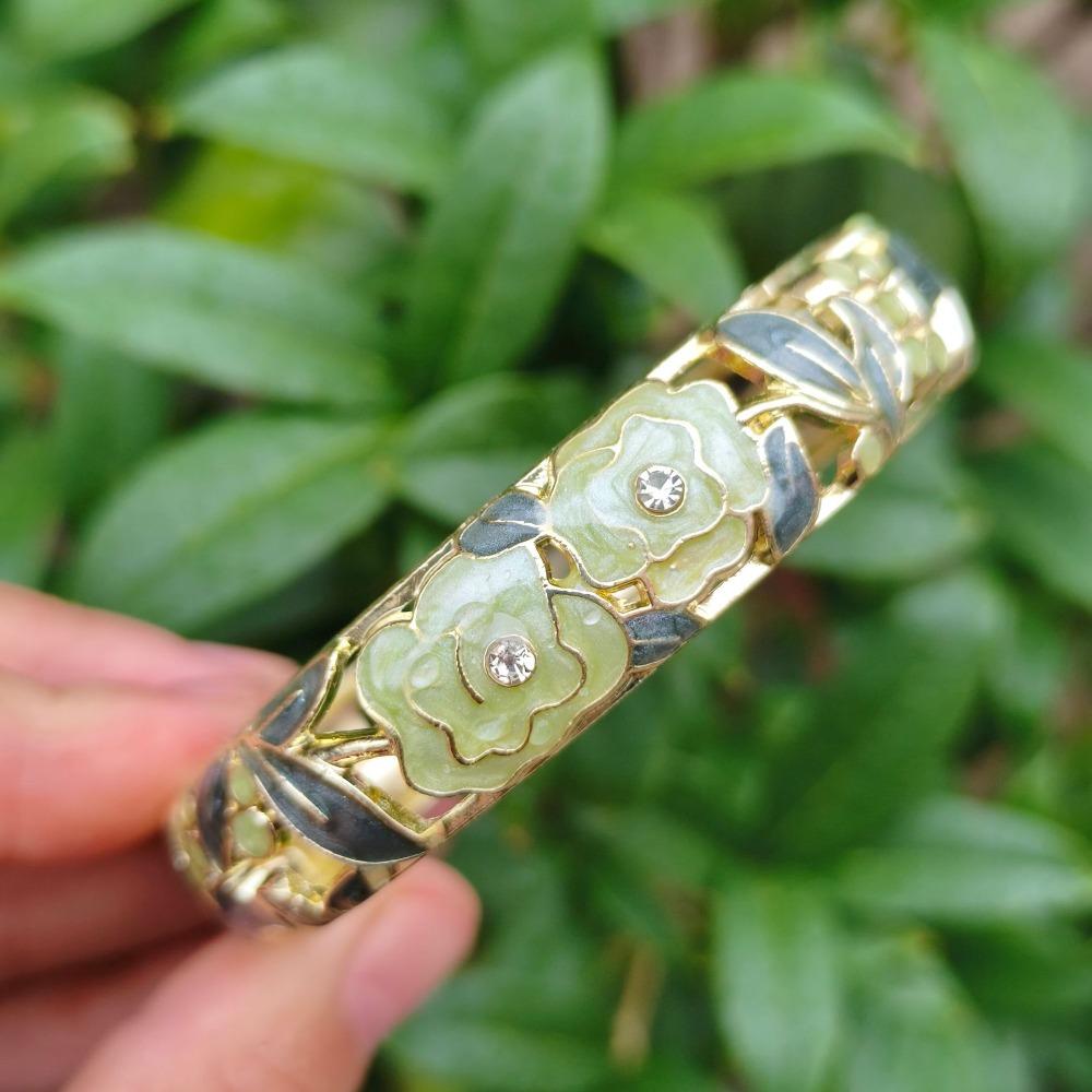 1,4 cm Pfingstrosen-Filigranblumen-Armreif Breiter Damen-Handarmreif Geschenke für Frauen Mädchen