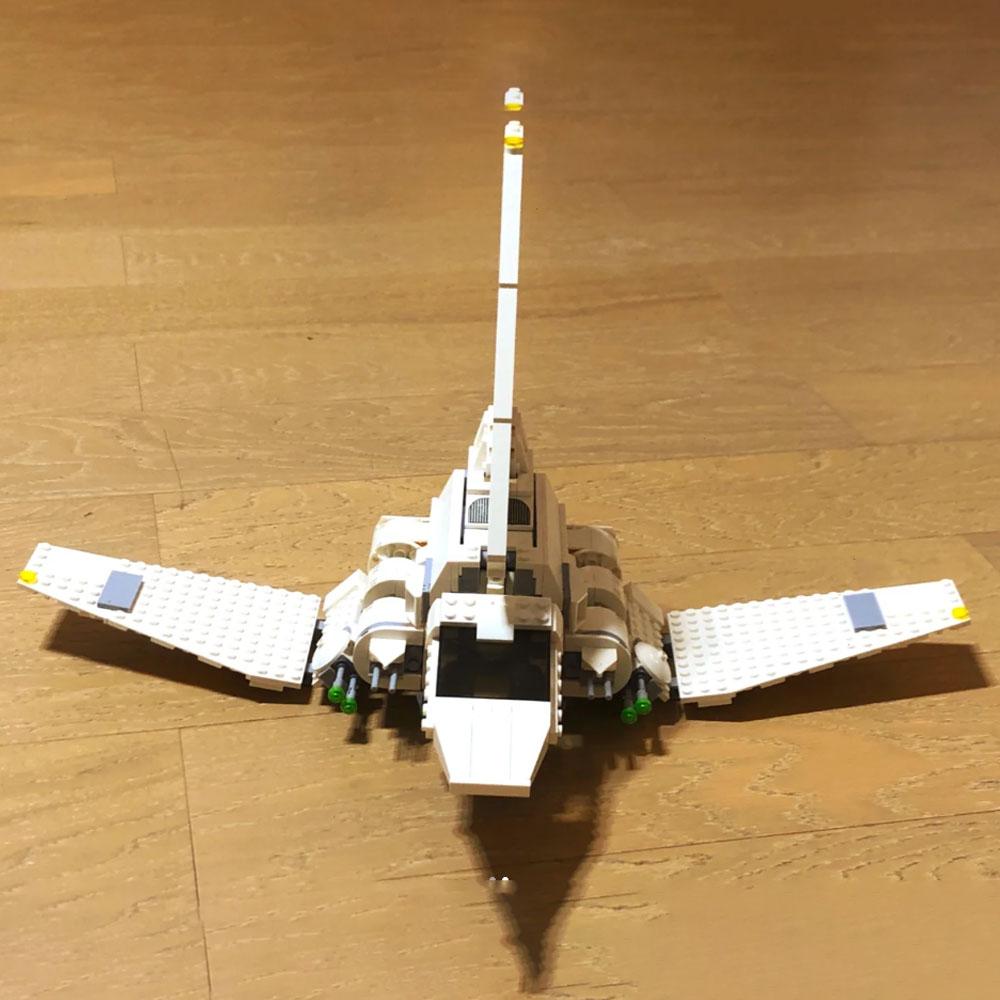 660PCS MOC Famous Movie Series Mini Flying Machine Empire Shuttle Model Building Blocks Bricks Birthday Festival Gift
