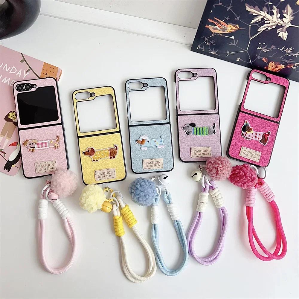 Cartoon Wrist Strap Leather Phone Case for Samsung Galaxy Z Flip 6 5 4 3 Flip6 Flip5 Flip4 Flip3 5G Shockproof Protective Cover