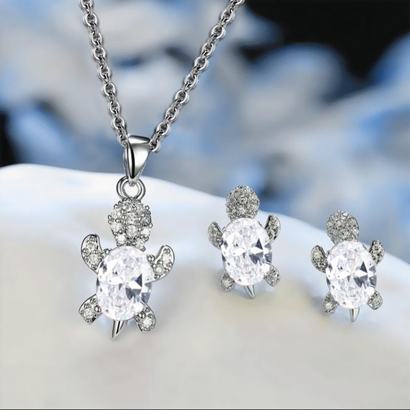 3pcs Silver-plated Necklace Earrings Set Ladies Light Luxury Fashion Style Turtle Shape with Multi Color Glass Diamond