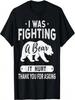 Es tat lustig weh Gute Besserung - Ich habe mit einem Bären gekämpft T-Shirt
