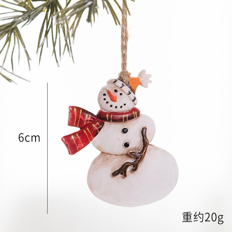 New Christmas Painted Resin Santa Claus Heart Pendant Retro Style Christmas Tree Imitation Ceramic Decoration navidad 2025