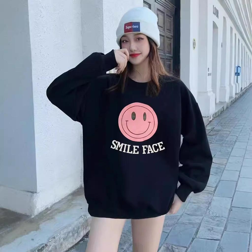 Smiley face print long-sleeved crew neck sweater women's loose casual large size simple and cute age-reducing women's