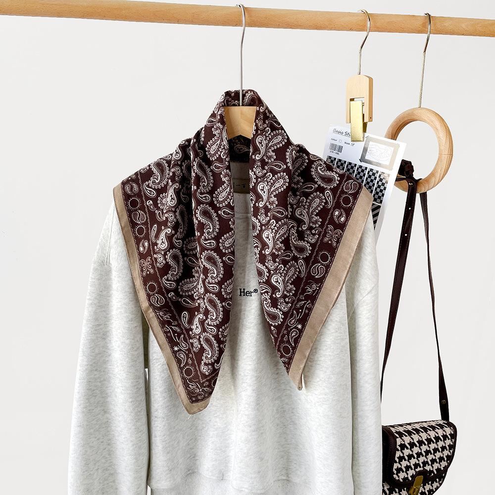 Retro Brown Silk Scarf Fashion Old Money Style 71 Small Square Scarf Versatile High-end Shirt Neck Silk Scarf Headscarf