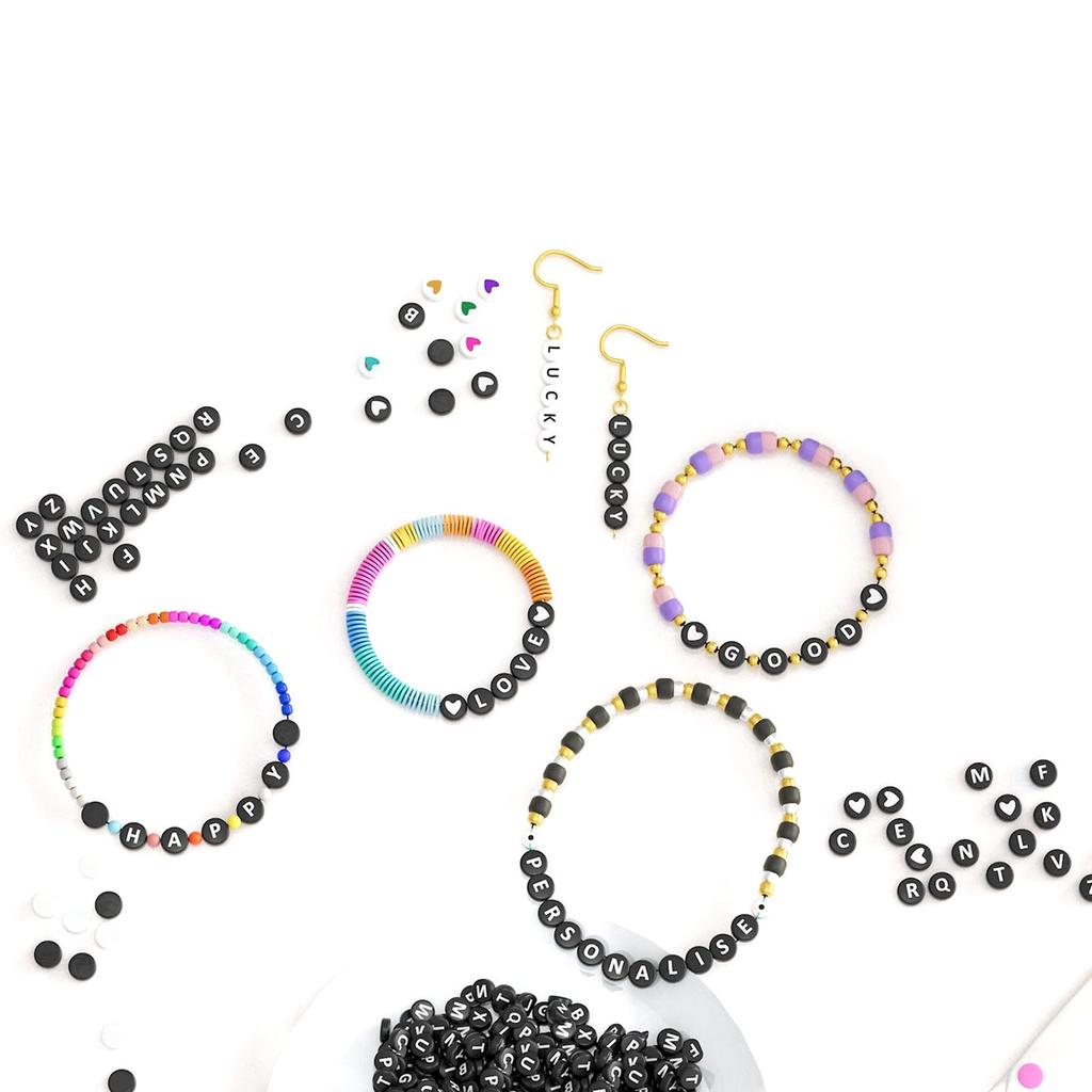 800 Pieces A-Z Letter Beads 7x4mm Alphabets Beads Round Beads Acrylic Letter Bead Kits for Bracelet Jewellery Making