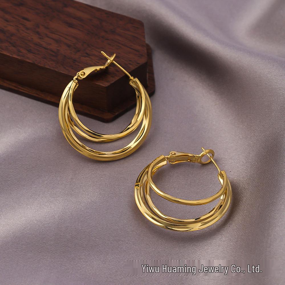 Silver Needle Circle Earrings, Fashionable High-End Copper Ear Hoops, Light Luxury, Versatile Jewelry Accessory.