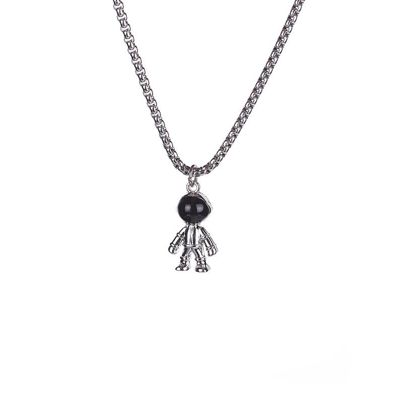 

Personality temperament trendy jewelry necklace hip-hop necklace titanium steel sweater chain male astronaut couple necklace
