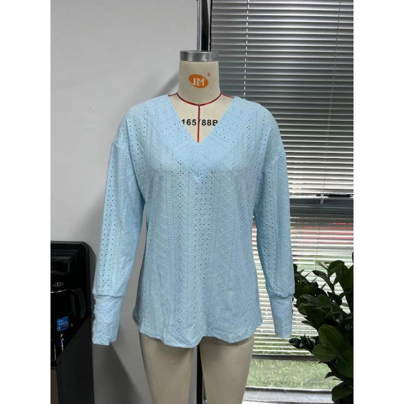 

Fashionable and Casual V-neck Long Sleeved Button Hollow Lace Embroidered Women s Blouses & Shirts XXL небесно-голубой