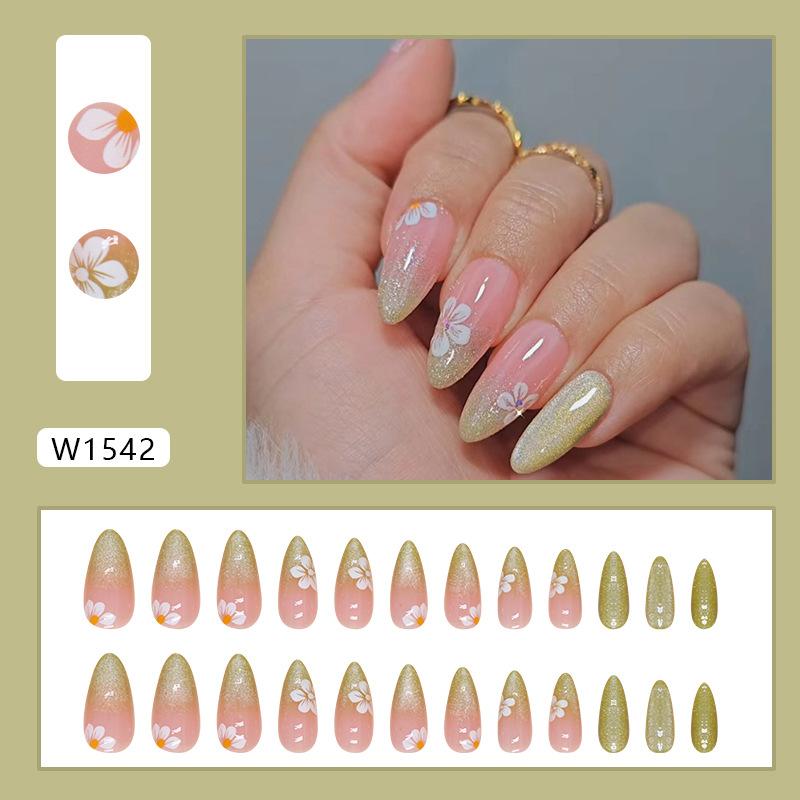 Chasing light cat eye wearing nail removable almond nail fake nail medium length nail piece gradual change flower nail piece