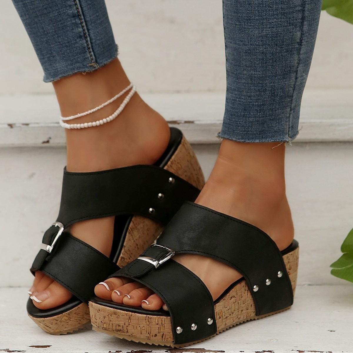 Large size butterfly buckle wedge slippers wear 22 summer new European and American platform slippers 36