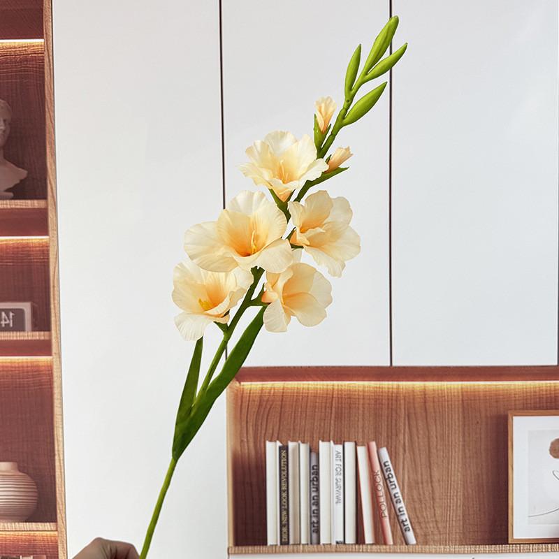 Home Decor Fake Flower With Silk Fabric And Foam For Wedding And Photography Props