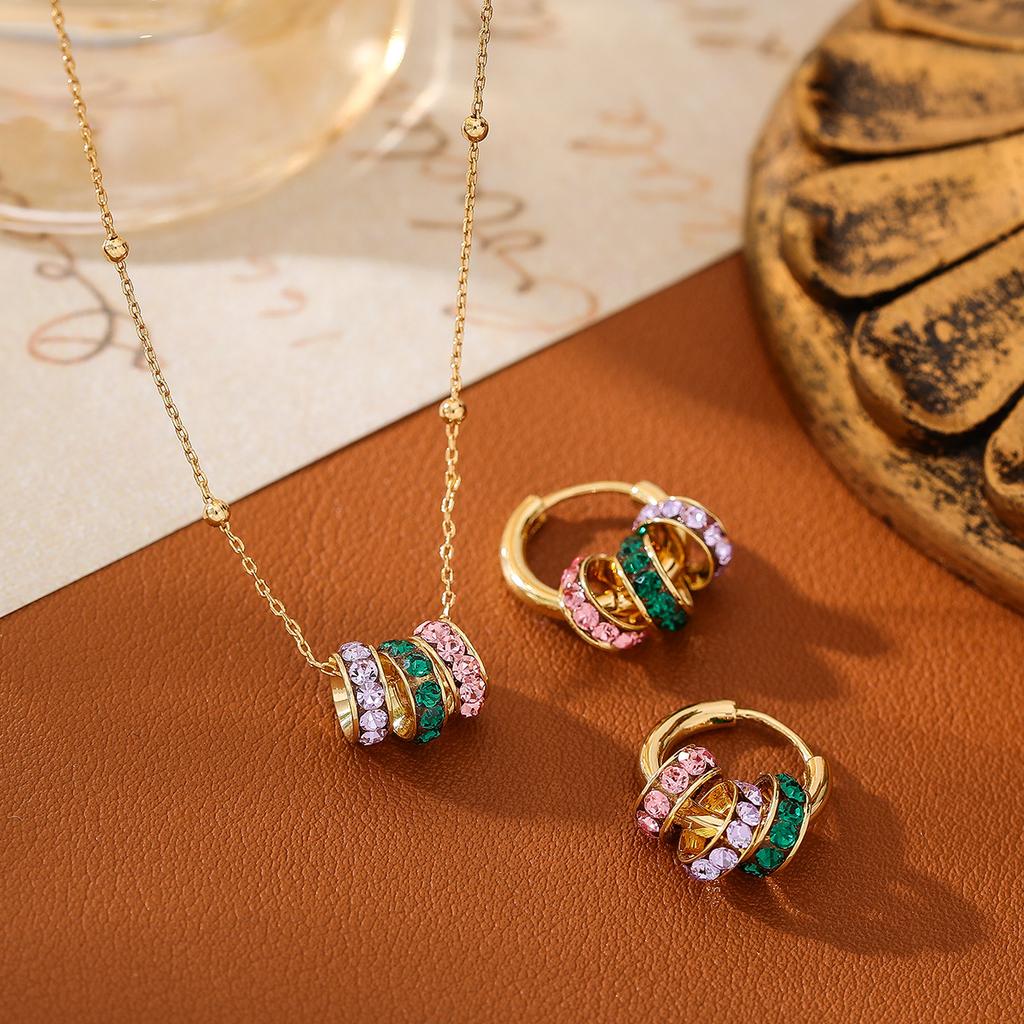 European Vintage Minimalist Collarbone Chain Necklace Trendy Women's Stainless Steel Fashion Jewelry with Colorful Zircon