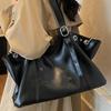 Retro high-value large-capacity handbag women's autumn and winter new temperament commuter shoulder bag underarm bag