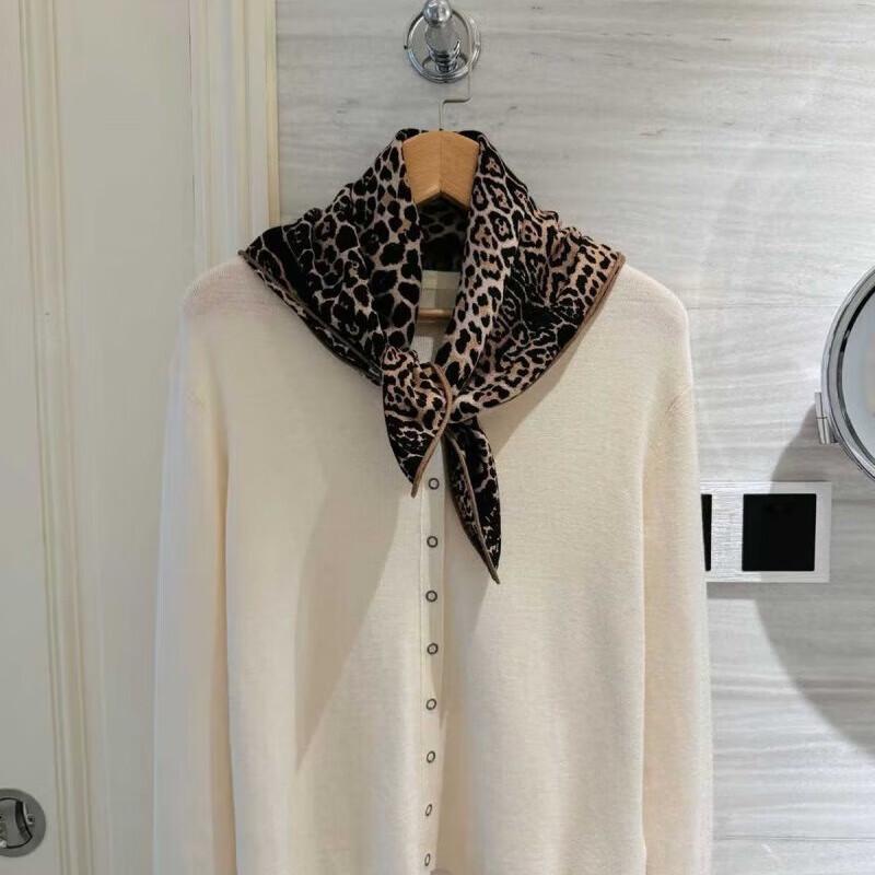 NINA SOLOR Fashion Leopard Print Silk Wool Blend Square Scarf