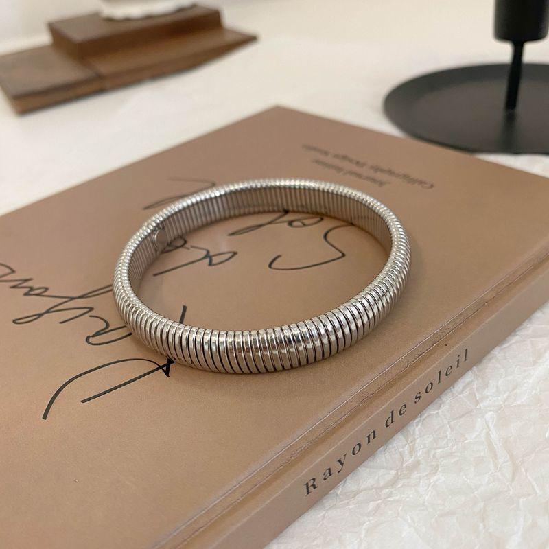 Niche Style Snake Bone Women s Exaggerated Silver Metal Twin Bracelet D Narrow Version Silver