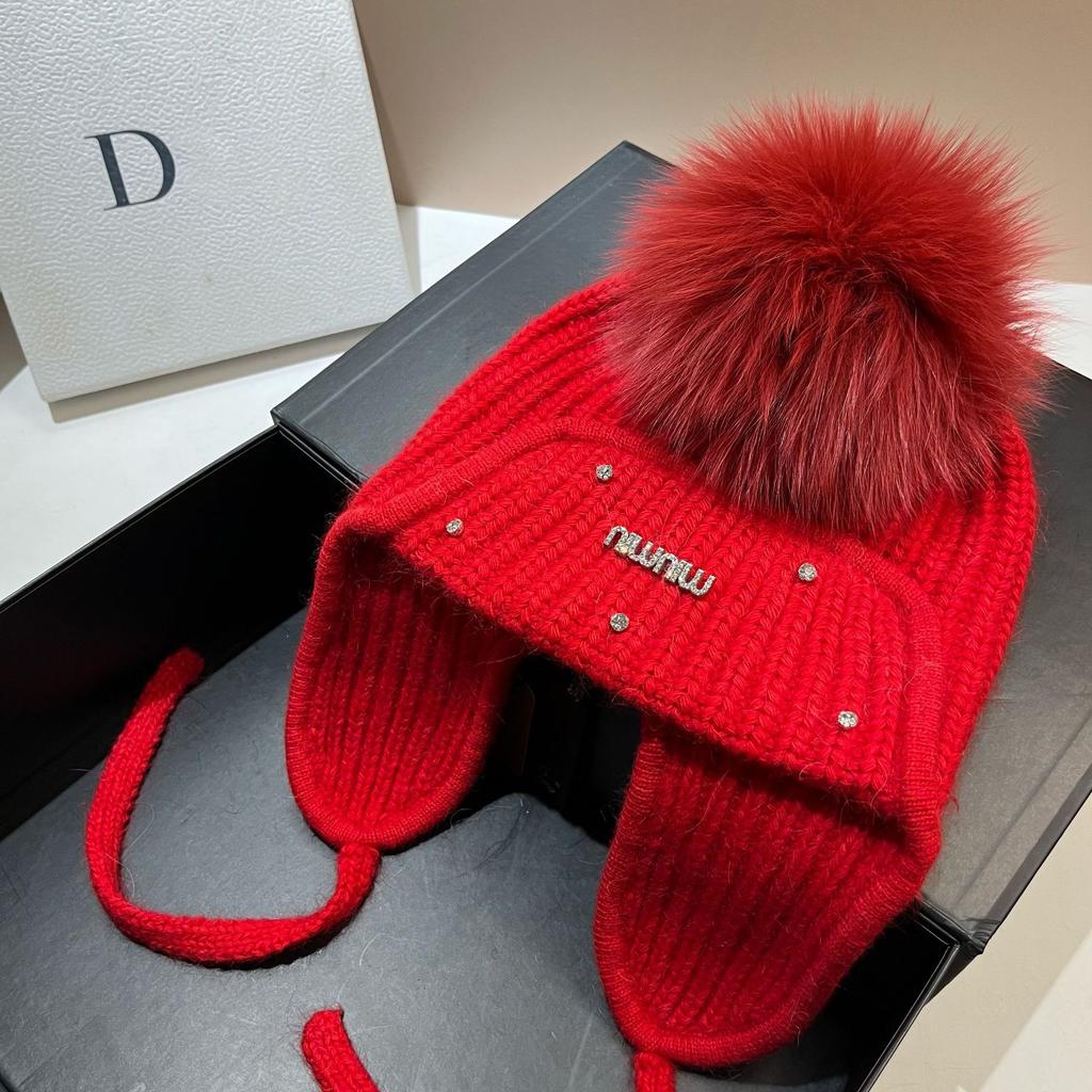 Iceland Big Fox Hairball Rabbit Hair Ear Protection Hat Winter Light Luxury Rhinestone Min Velvet Warm Knitted Hat Women