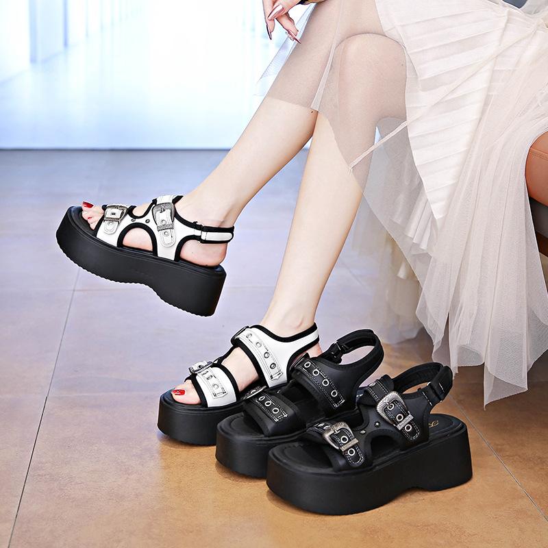 2025 new thick-soled belt buckle new Roman sandals women's fashion versatile muffin shoes go out in summer