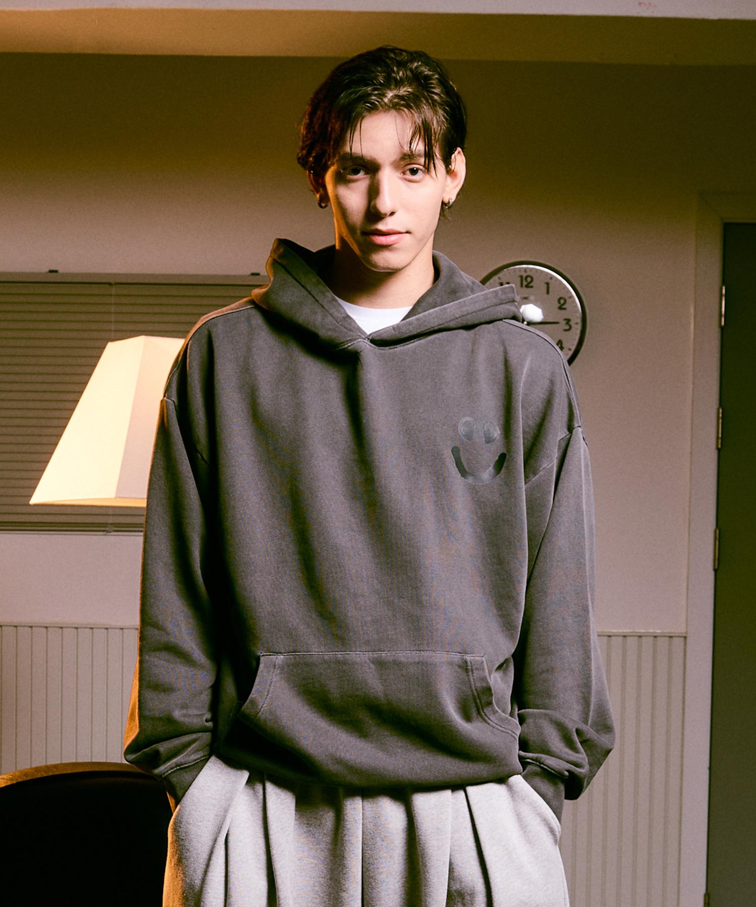 Kuton Smile Pigment Oversized Hoodie 2 Colors Black/1