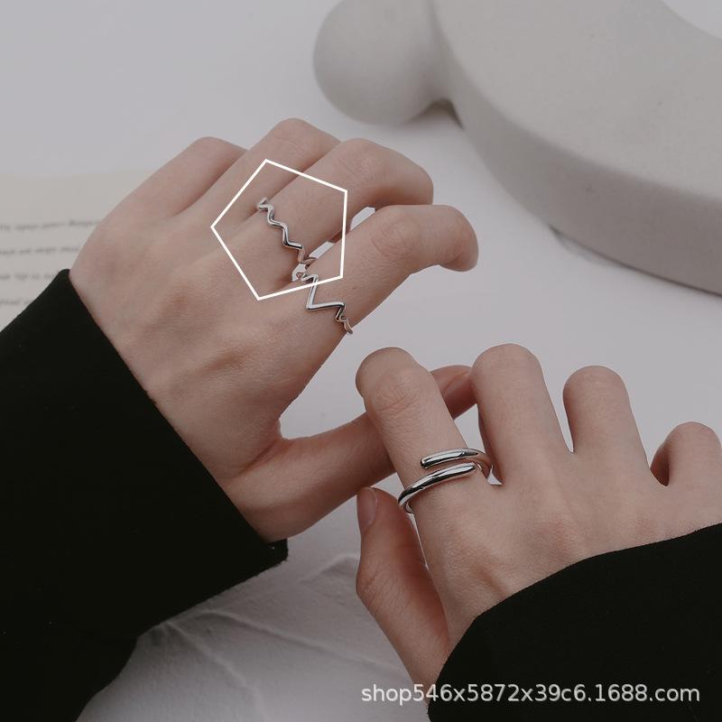 Personalisierter Retro-Ring Damen Kalter Wind Kreative Kette Stern Schlichter Ring Nische Thailändisches Silber Retro-Ring