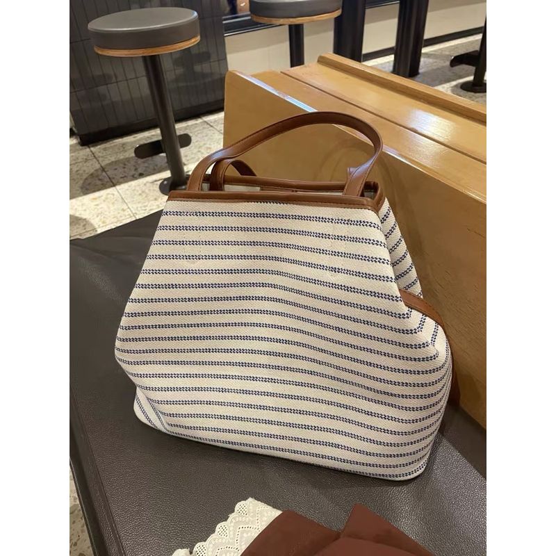 

2025 New Arrival Korean Style Niche Style Large Capacity Striped Tote Classy Lazy Fashion Commuter s All-Matching Canvas Bag White