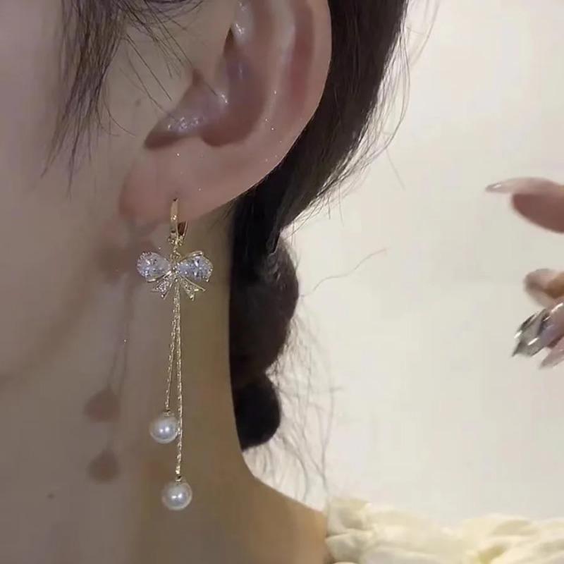 Temperament Zircon Pearl Butterfly Drop Earrings For Women Shiny Crystal Bow Long Tassel Earrings Girls Daily Party Jewelry Gift