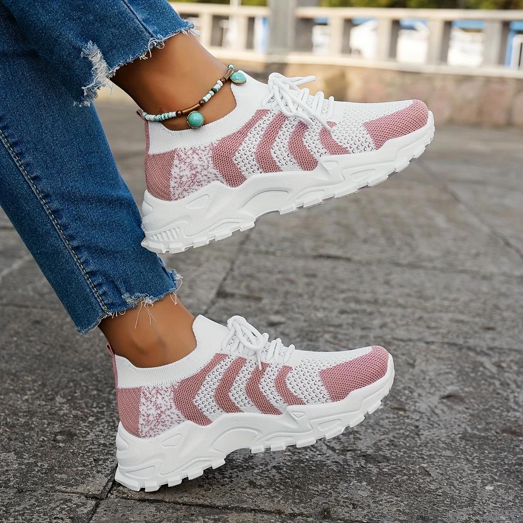 Spring/Summer Women's Fly Weaving Mesh Sports Shoes Thick Soled Lightweight Casual Shoes Running Shoes Student Shoes