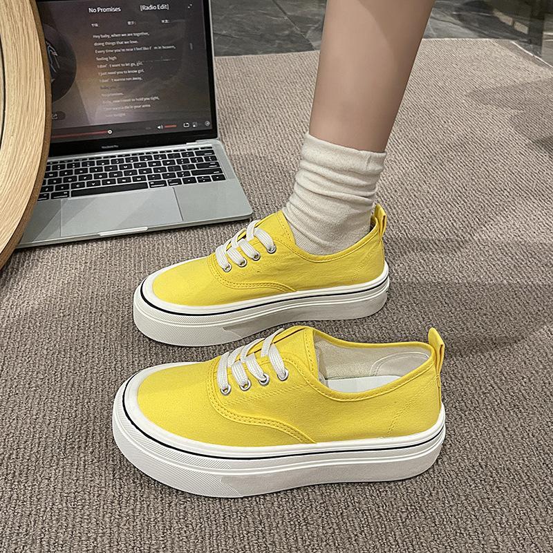 Platform White Shoes Lace-up Versatile Canvas Shoes Women's New 2025 Round Head Board Shoes Heightening Casual Shoes Low-top Spring