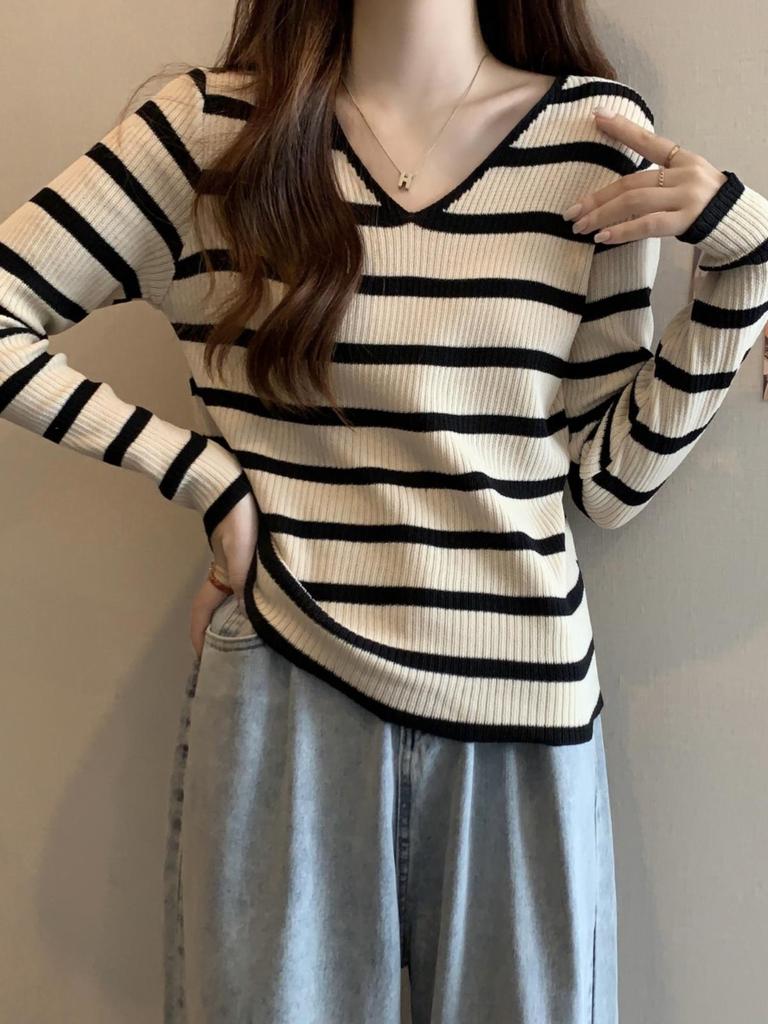 Plus Size V-neck Striped Knitted Sweater - Women's Slimming Long Sleeve Base Layer Top