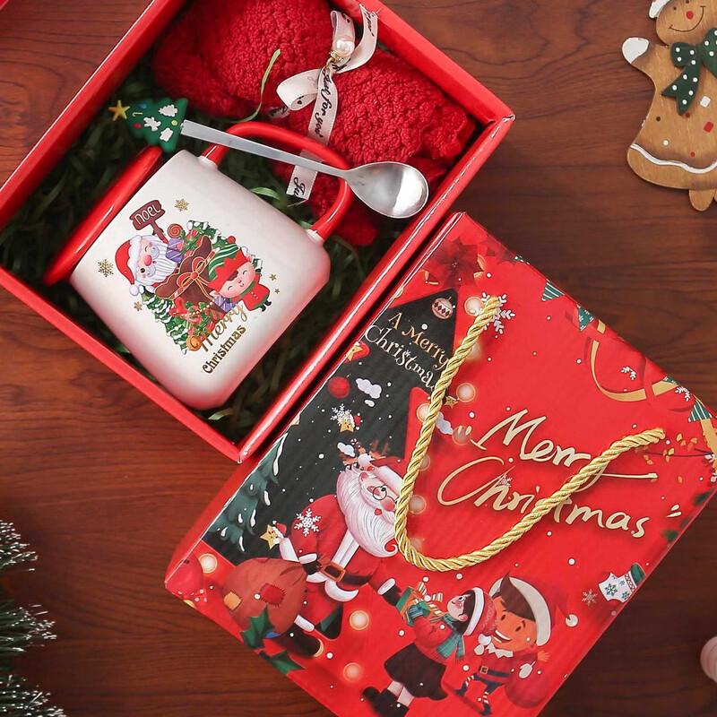 Christmas Mug Gift Set with Towel Bear